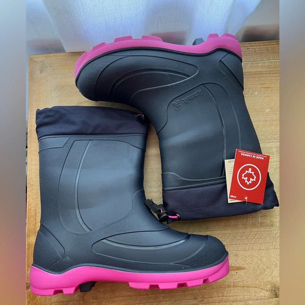Kamik Snobuster I in Navy and Magenta Size 4 New